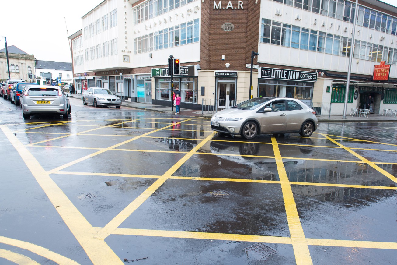 I’m a Yellow Box Guru – how you can avoid being fined for stopping in box junctions