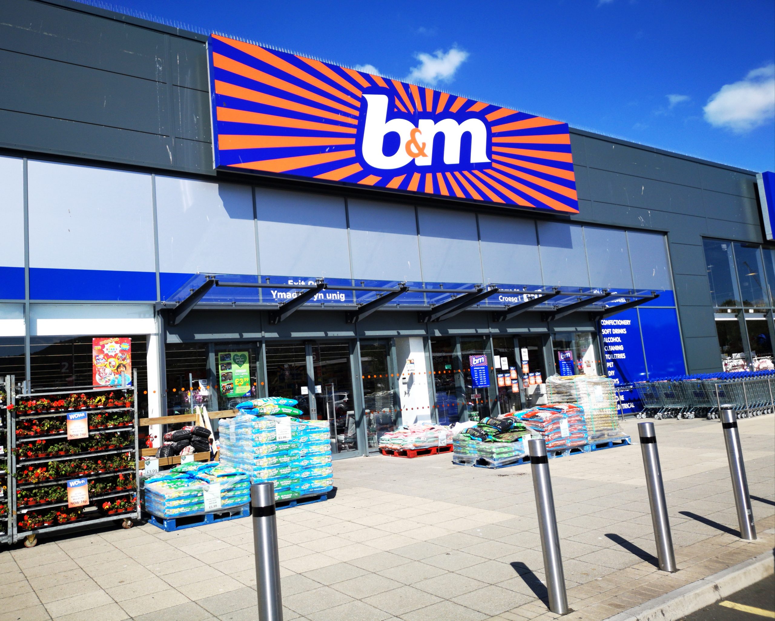 B&M shopper gets huge haul of party goodies and saves herself £77 – and some things are just a quid
