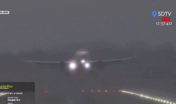 EasyJet emergency LIVE: Gatwick flight aborts landing as Storm Nelson winds batter plane