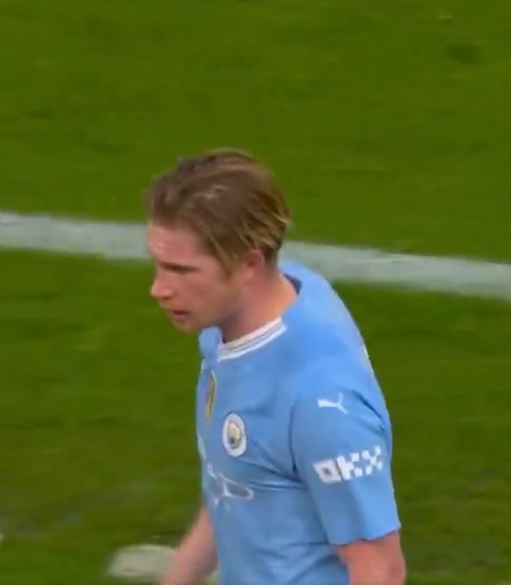 Furious Kevin De Bruyne has words with Pep Guardiola before bust-up with Man City bench in Liverpool clash