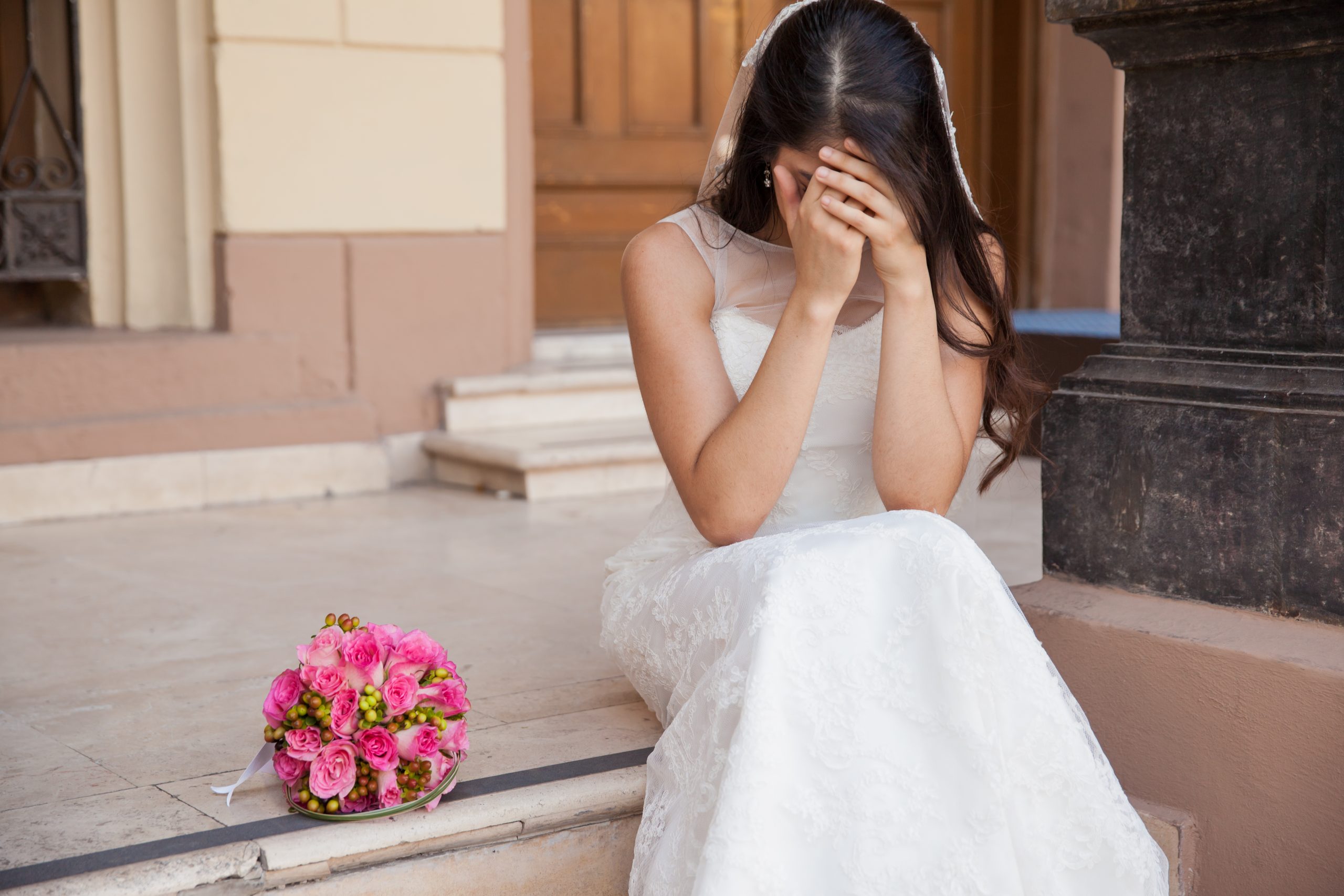 I worked a wedding where the maid of honor shoved her hands down the groom’s pants – her next move was so much worse