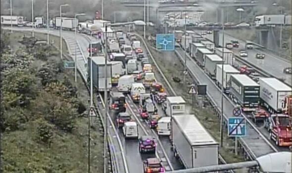 M25 chaos LIVE: Horror crash causes 12-mile tailbacks at Dartford Crossing