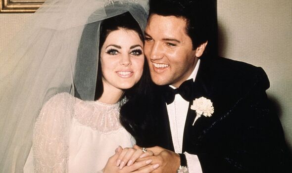 Elvis’ bed was modified by Priscilla Presley after they married to avoid injuries