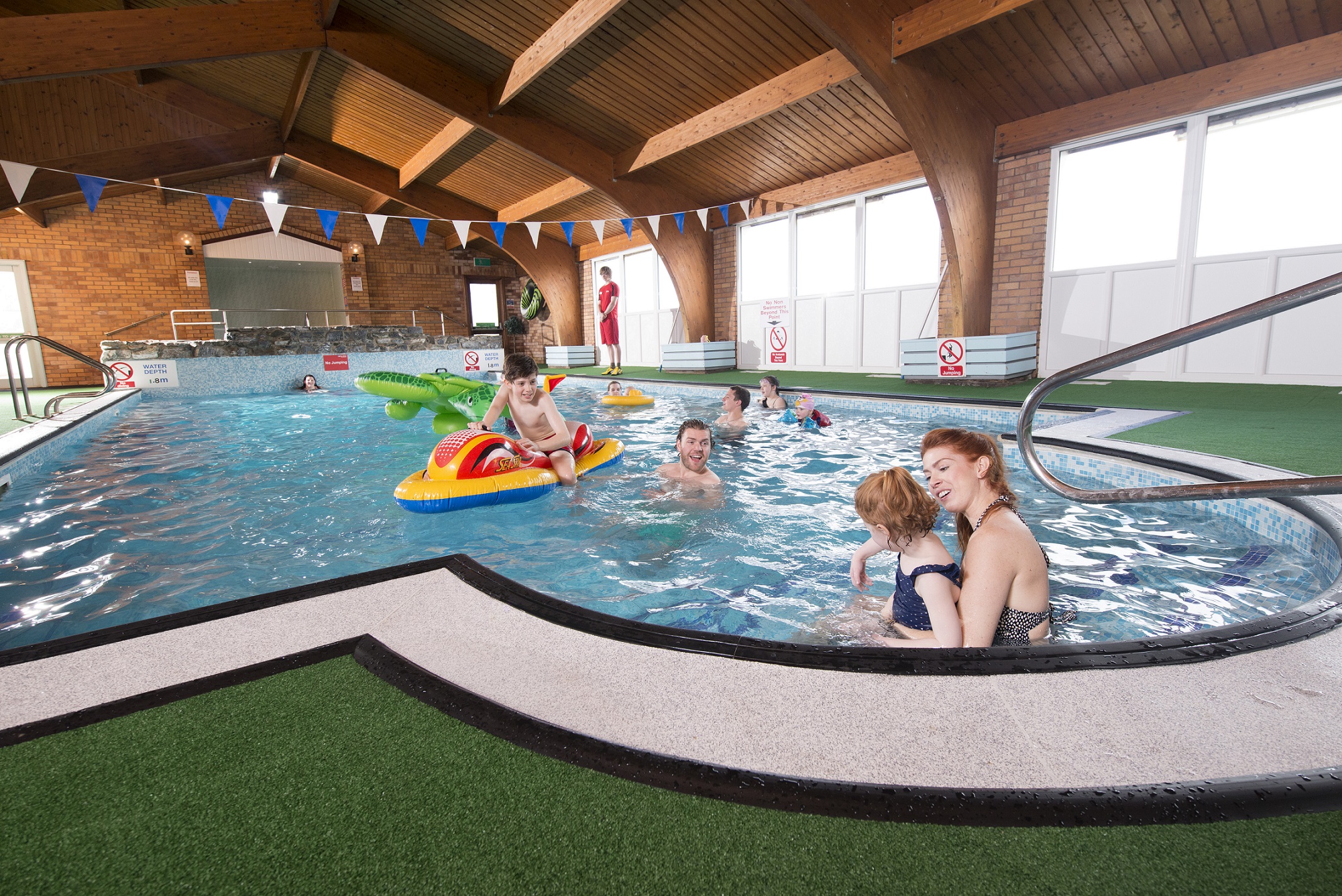 Thousands of UK breaks are on sale from £6pp a night at Parkdean Resorts – but be quick