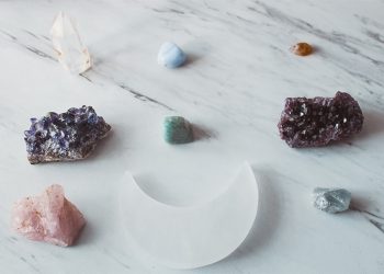Astrology and Crystals: The Best Healing Stones for Each of the 12 Zodiac Signs