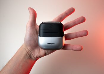 Panasonic Swipe Right electric shaver review: an excellent travel shaver with one annoying design flaw