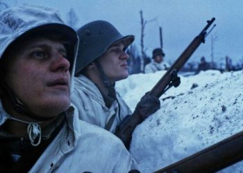 ‘Greatest’ war film hailed must watch ‘masterpiece’ leaves Amazon Prime fans stunned