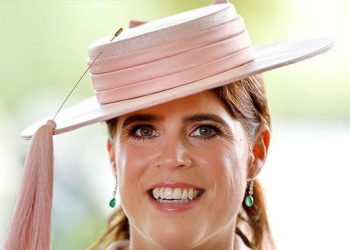 Princess Eugenie shares adorable snap of barefoot Ernest