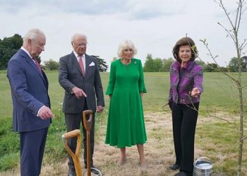 Queen Camilla’s cheeky charm leaves King Charles chuckling
