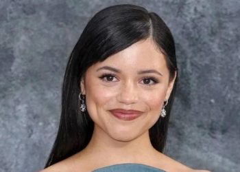 Jenna Ortega finds solace among fellow former child stars