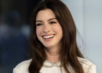 Anne Hathaway drops major Devil Wears Prada 2 spoiler on set