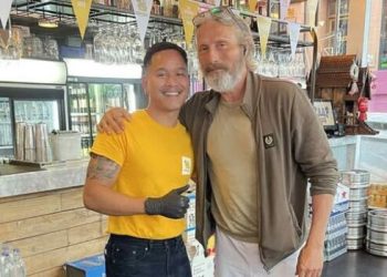 James Bond fans stumped as star looks unrecognisable 19 years after playing iconic villain