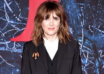 Winona Ryder reveals childhood UFO sighting in rare talk
