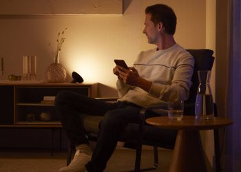 Are Philips Hue Essential bulbs the cheap smart lights we don’t need?