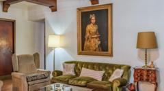 Artwork looted by Nazis 80 years ago spotted in estate agent ad