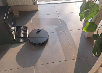 Can a robot vacuum effectively mop your floors, too? I’ve tested all kinds of hybrid robovacs, and here’s what I’ve found