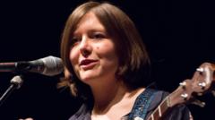 Fans loved her new album. The thing was, she hadn’t released one