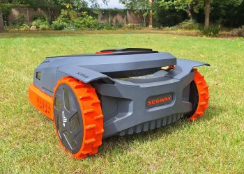 I tested this robot mower on the biggest lawn I could find – and it was fast, accurate and a dream to control