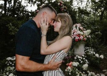 NFL royalty celebrates Taylor Swift, Travis Kelce’s fairytale proposal