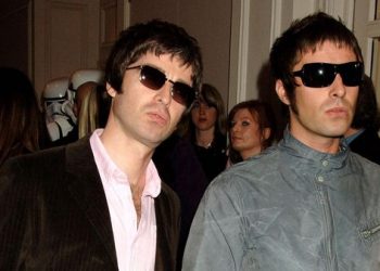 Oasis stars reveal shock in statement as fan dies in horror fall at Wembley concert