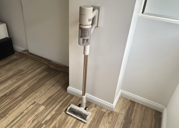 I’ve used the Dreame U20 for months and it still surprises me how well this affordable cordless vacuum cleans pet hair