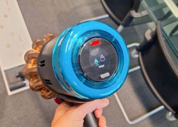 There’s a new Dyson vacuum-mop combo – and I can’t believe this big problem hasn’t been fixed