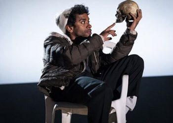 Hamlet review – Manic mayhem saved by one spectacular performance