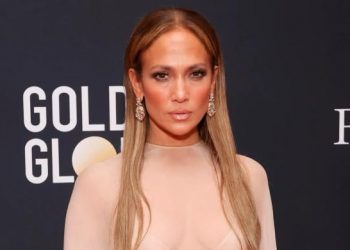 Jennifer Lopez remembers moment of strength 6 months after welcoming twins