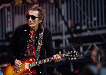 Ronnie Wood issues huge Rolling Stones update that fans will love