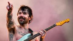 Biffy Clyro ‘angry’ as visa error delays US tour