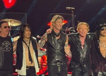 Guns N’ Roses faces legal charges by former manager