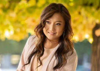 ‘Emily in Paris’ star shares BTS details of Mindy and Alfie’s romance