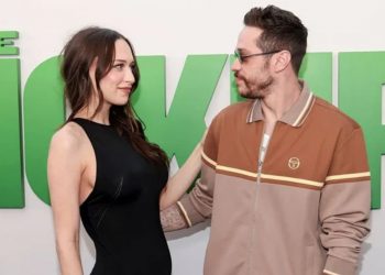 Pete Davidson, Elsie Hewitt enjoying baby bliss as new parents: Source