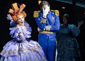 Playfulness Meets Pastries in Gilbert and Sullivan at the ENO