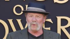 Actor Peter Mullan attacked after trying to stop assault