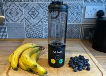 I tested the Nutribullet Flex portable blender: a lightweight, convenient companion for smoothies on the go