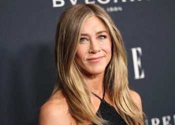 Jennifer Aniston all hearts for ‘mature’ Jim Curtis as romance nears anniversary