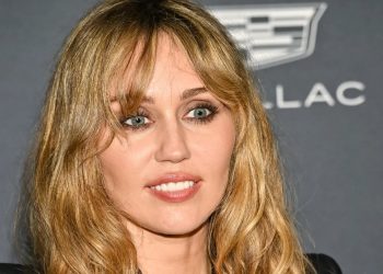 Miley Cyrus shares biggest hint at ‘Hannah Montana’ return