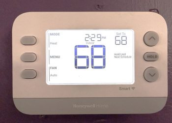 The Honeywell Home X2S Smart Thermostat is smart heating made simple