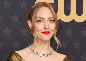 Amanda Seyfried shares hilarious reaction to discovering second job on ‘Housemaid’: ‘Didn’t sign up for that’