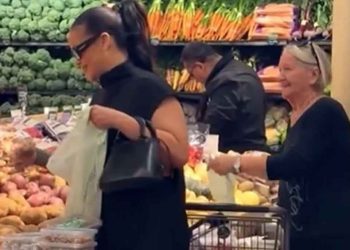 Rihanna leaves elderly woman star-struck in viral grocery store video