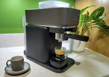The new Philips Baristina coffee maker brews superb espresso, and surprised me with a very cool feature I’ve never seen before
