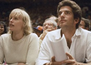 Daryl Hannah speaks out on ‘false’ portrayal of her in JFK Jr.’s ‘Love Story’