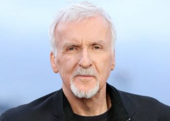 James Cameron fawns his friendship with Sigourney Weaver