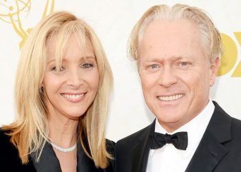 Lisa Kudrow reflects on love story with Michel Stern before ‘Friends’