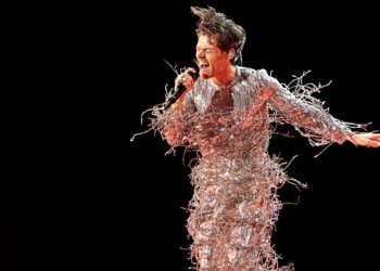 Harry Styles tickets discounted in huge one day sale – but be quick