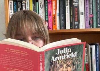 I read 3 popular books everyone ‘loved’ — I’ll never take advice from reviewers again