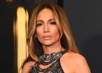 Jennifer Lopez drops bombshell confession about her casting in ‘Office Romance’