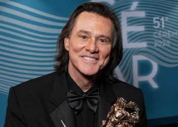 Jim Carrey’s ex Jenny McCarthy reacts to his French awards appearance: ‘Looked very happy’