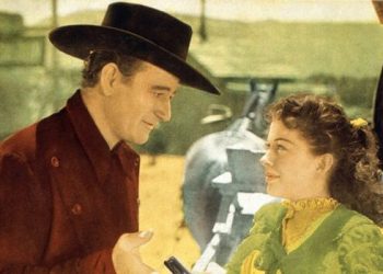 John Wayne Western remake starring Tommy Lee Jones gets first epic trailer